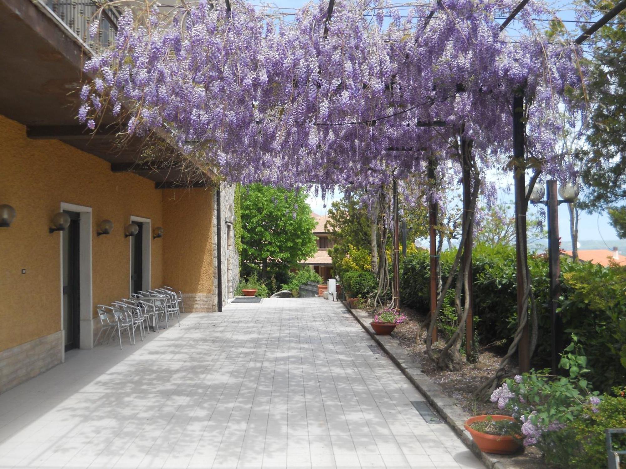Hotel Colucci Nusco Exterior photo